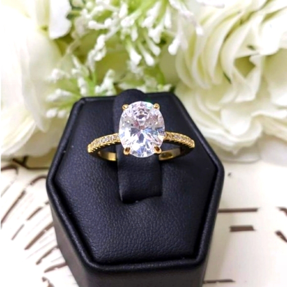 ❤️💕AMBER ENGAGEMENT RING - Picture 3 of 8